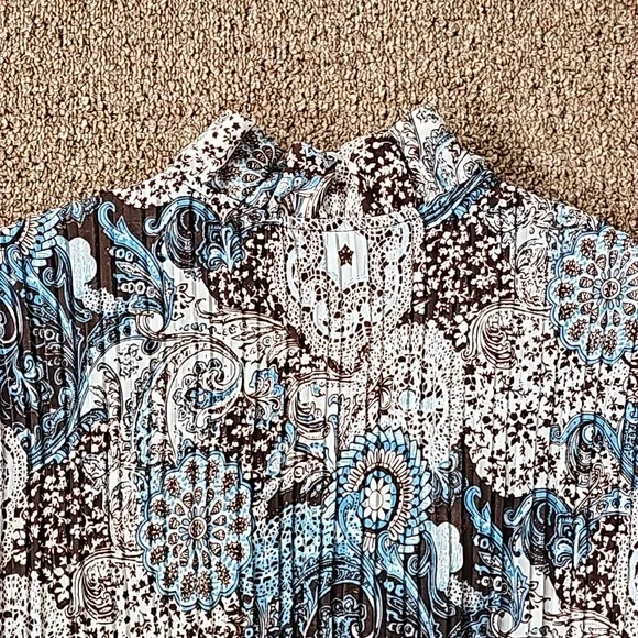 Top - Picture 8 of 13